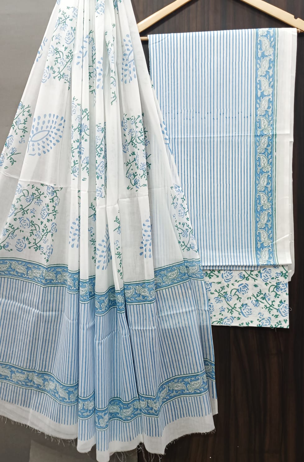 TRADITIONAL HAND BLOCK PRINT PURE COTTON SUIT WITH COTTON MULMUL DUPATTA( MALYS229)