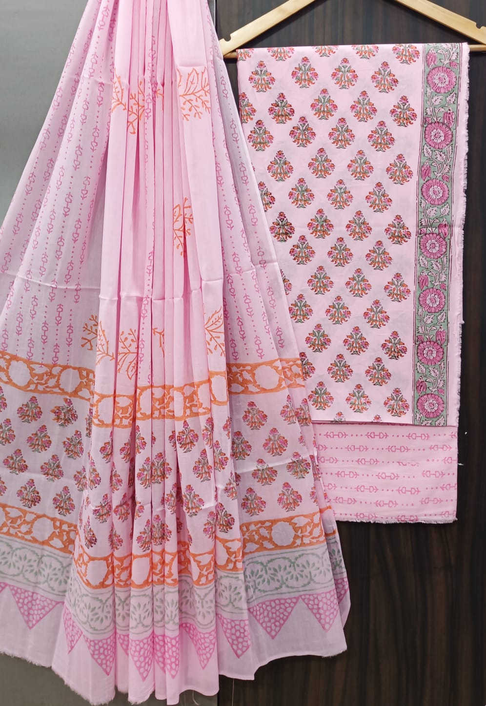 TRADITIONAL HAND BLOCK PRINT PURE COTTON SUIT WITH COTTON MULMUL DUPATTA(MALYS155)