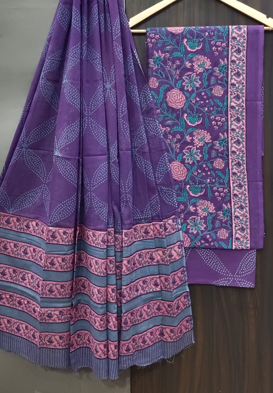 EXCLUSIVE HAND BLOCK PRINT PURE COTTON SUIT WITH COTTO MULMUL DUPATTA (MALYS118)